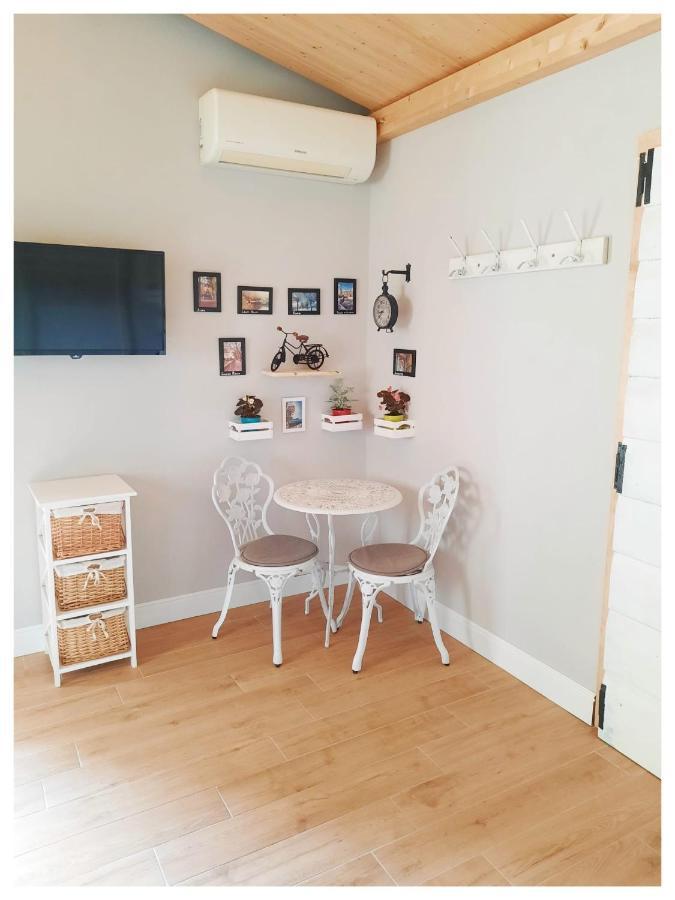 Bed and Breakfast La Casina Trecasali Экстерьер фото